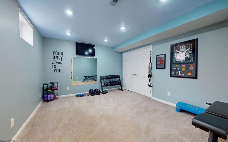 111 Avondale Road, Fairmont, West Virginia 26554, 3 Bedrooms Bedrooms, 7 Rooms Rooms,2 BathroomsBathrooms,Single Family Detached,For Sale,Avondale,10162699