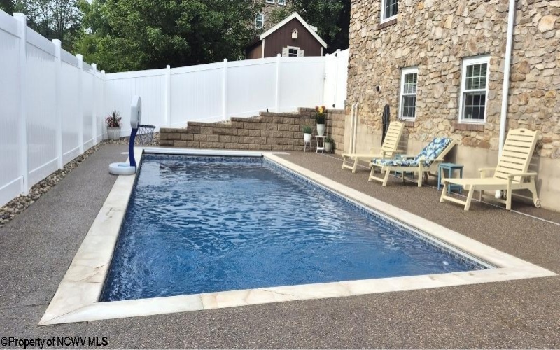 111 Avondale Road, Fairmont, West Virginia 26554, 3 Bedrooms Bedrooms, 7 Rooms Rooms,2 BathroomsBathrooms,Single Family Detached,For Sale,Avondale,10162699