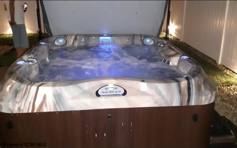 111 Avondale Road, Fairmont, West Virginia 26554, 3 Bedrooms Bedrooms, 7 Rooms Rooms,2 BathroomsBathrooms,Single Family Detached,For Sale,Avondale,10162699