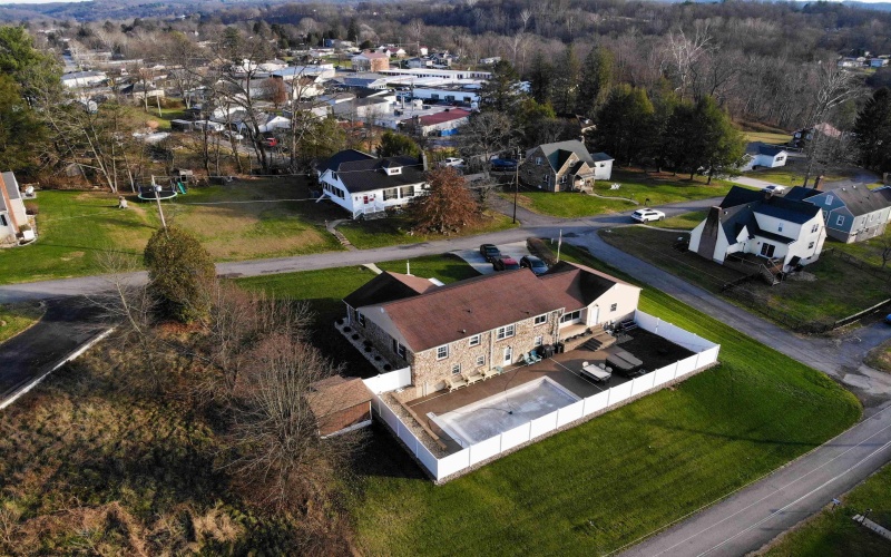 111 Avondale Road, Fairmont, West Virginia 26554, 3 Bedrooms Bedrooms, 7 Rooms Rooms,2 BathroomsBathrooms,Single Family Detached,For Sale,Avondale,10162699