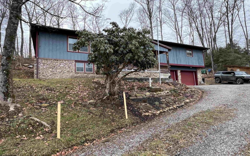 4622 Georgetown Road, Elkins, West Virginia 26241, 4 Bedrooms Bedrooms, 8 Rooms Rooms,1 BathroomBathrooms,Single Family Detached,For Sale,Georgetown,10162697