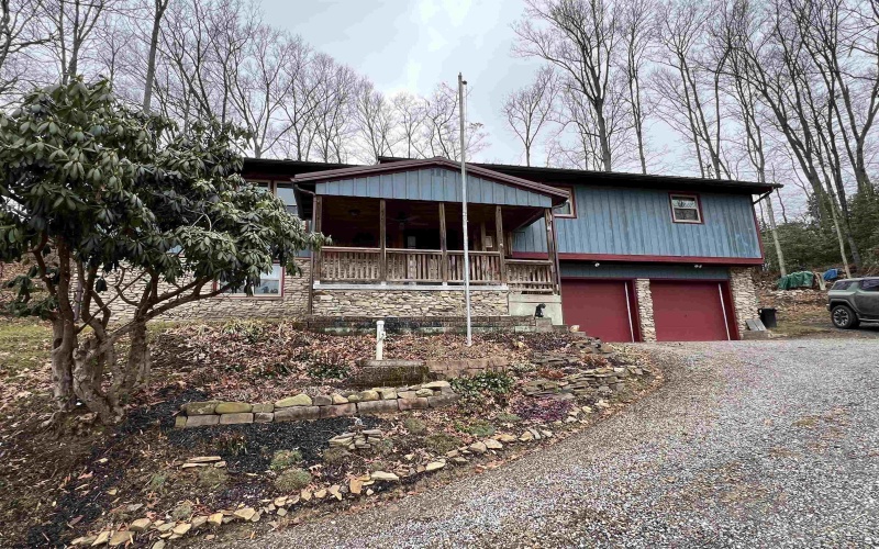 4622 Georgetown Road, Elkins, West Virginia 26241, 4 Bedrooms Bedrooms, 8 Rooms Rooms,1 BathroomBathrooms,Single Family Detached,For Sale,Georgetown,10162697