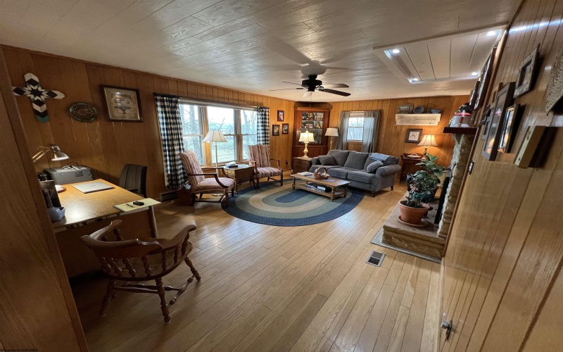 4622 Georgetown Road, Elkins, West Virginia 26241, 4 Bedrooms Bedrooms, 8 Rooms Rooms,1 BathroomBathrooms,Single Family Detached,For Sale,Georgetown,10162697