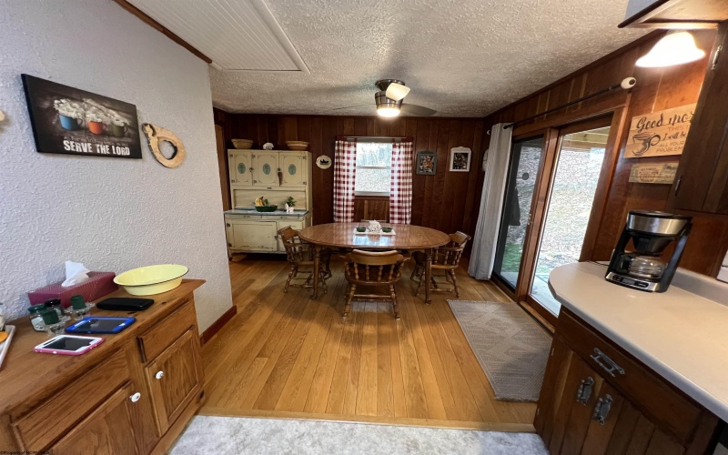 4622 Georgetown Road, Elkins, West Virginia 26241, 4 Bedrooms Bedrooms, 8 Rooms Rooms,1 BathroomBathrooms,Single Family Detached,For Sale,Georgetown,10162697