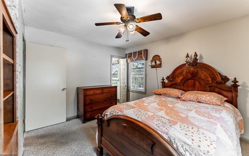 338 Jackson Avenue, Morgantown, West Virginia 26501, 3 Bedrooms Bedrooms, 9 Rooms Rooms,2 BathroomsBathrooms,Single Family Detached,For Sale,Jackson,10162701