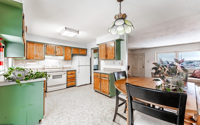 338 Jackson Avenue, Morgantown, West Virginia 26501, 3 Bedrooms Bedrooms, 9 Rooms Rooms,2 BathroomsBathrooms,Single Family Detached,For Sale,Jackson,10162701