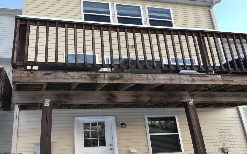 105 Birds Eye View Drive, Morgantown, West Virginia 26501-2297, 3 Bedrooms Bedrooms, 9 Rooms Rooms,2 BathroomsBathrooms,Single Family Attached,For Sale,Birds Eye View,10162702 105 Birds Eye View Drive, Morgantown, West Virginia 26501-2297, 3 Bedrooms Bedrooms, 9 Rooms Rooms,2 BathroomsBathrooms,Single Family Attached,For Sale,Birds Eye View,10162702