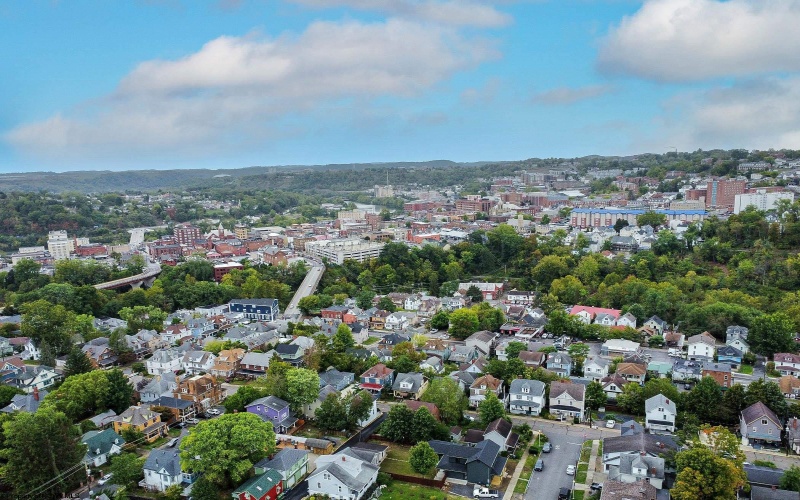 309 Green Street, Morgantown, West Virginia 26501, ,Multi-unit/income,For Sale,Green,10156714 309 Green Street, Morgantown, West Virginia 26501, ,Multi-unit/income,For Sale,Green,10156714