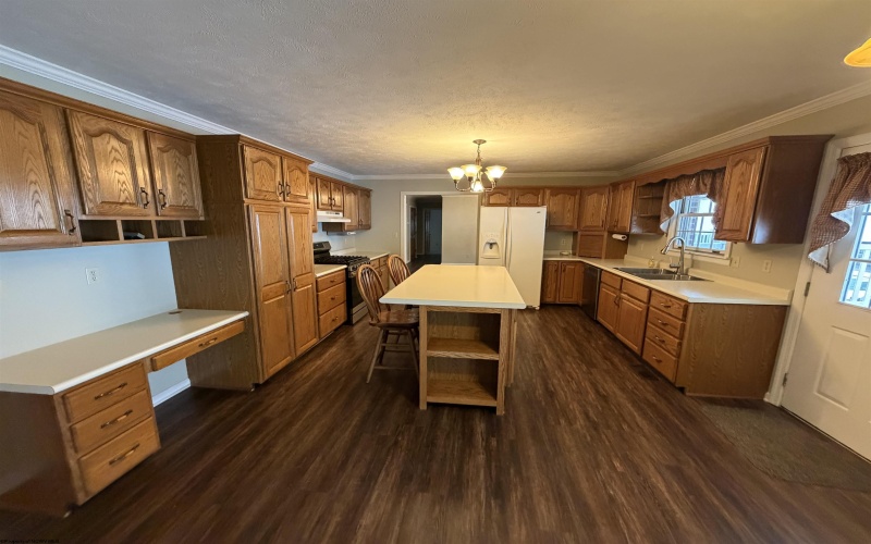 901 Riverview Drive, Fairmont, West Virginia 26554, 3 Bedrooms Bedrooms, 7 Rooms Rooms,2 BathroomsBathrooms,Single Family Detached,For Sale,Riverview,10162706 901 Riverview Drive, Fairmont, West Virginia 26554, 3 Bedrooms Bedrooms, 7 Rooms Rooms,2 BathroomsBathrooms,Single Family Detached,For Sale,Riverview,10162706