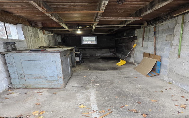 1 Sugarmaple Lane, Fairmont, West Virginia 26554, 3 Bedrooms Bedrooms, 6 Rooms Rooms,2 BathroomsBathrooms,Single Family Detached,For Sale,Sugarmaple,10162705