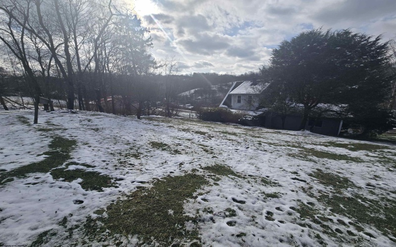 1 Sugarmaple Lane, Fairmont, West Virginia 26554, 3 Bedrooms Bedrooms, 6 Rooms Rooms,2 BathroomsBathrooms,Single Family Detached,For Sale,Sugarmaple,10162705