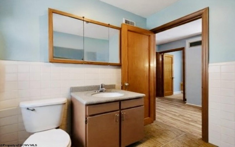 822 Hood Avenue, Shinnston, West Virginia 26431, 3 Bedrooms Bedrooms, 8 Rooms Rooms,2 BathroomsBathrooms,Single Family Detached,For Sale,Hood,10162703