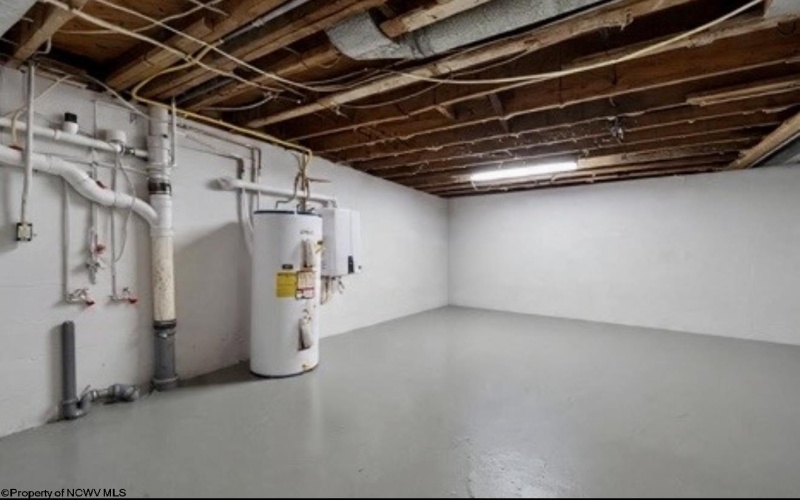 822 Hood Avenue, Shinnston, West Virginia 26431, 3 Bedrooms Bedrooms, 8 Rooms Rooms,2 BathroomsBathrooms,Single Family Detached,For Sale,Hood,10162703