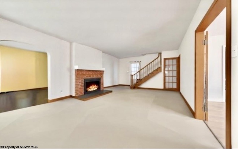 822 Hood Avenue, Shinnston, West Virginia 26431, 3 Bedrooms Bedrooms, 8 Rooms Rooms,2 BathroomsBathrooms,Single Family Detached,For Sale,Hood,10162703