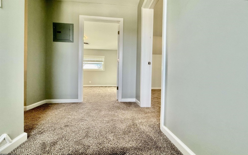 106 Hickory Avenue, Fairmont, West Virginia 26554, 3 Bedrooms Bedrooms, 5 Rooms Rooms,1 BathroomBathrooms,Single Family Detached,For Sale,Hickory,10162712