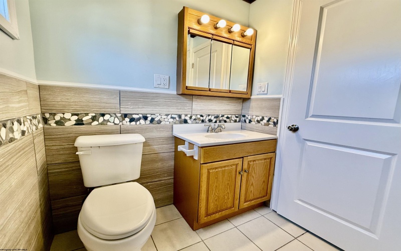 106 Hickory Avenue, Fairmont, West Virginia 26554, 3 Bedrooms Bedrooms, 5 Rooms Rooms,1 BathroomBathrooms,Single Family Detached,For Sale,Hickory,10162712