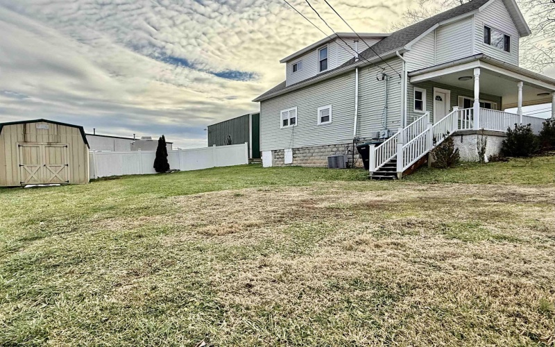 106 Hickory Avenue, Fairmont, West Virginia 26554, 3 Bedrooms Bedrooms, 5 Rooms Rooms,1 BathroomBathrooms,Single Family Detached,For Sale,Hickory,10162712