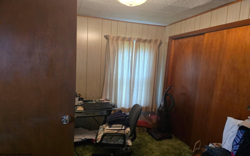 102 Beverly Street, Kingwood, West Virginia 26537, 3 Bedrooms Bedrooms, 5 Rooms Rooms,2 BathroomsBathrooms,Single Family Detached,For Sale,Beverly,10159891