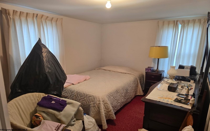 102 Beverly Street, Kingwood, West Virginia 26537, 3 Bedrooms Bedrooms, 5 Rooms Rooms,2 BathroomsBathrooms,Single Family Detached,For Sale,Beverly,10159891