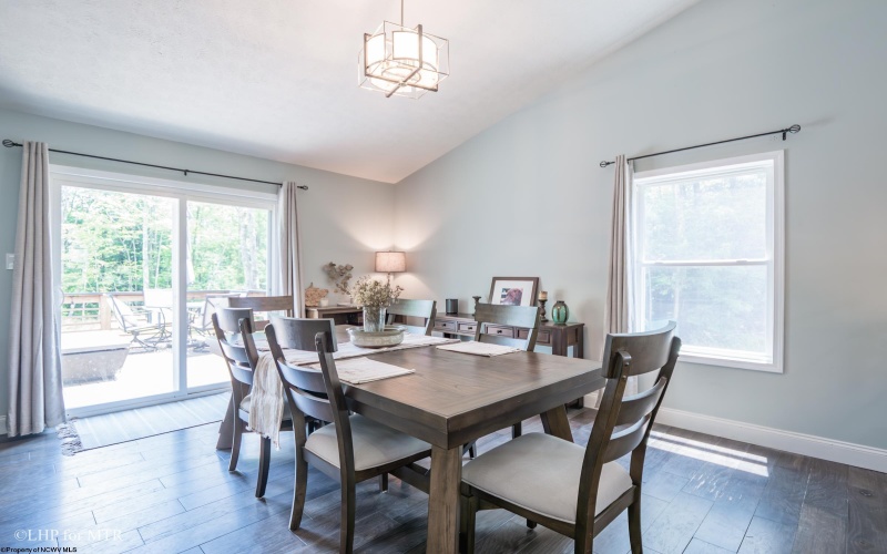 252 Venice Place, Davis, West Virginia 26260, 3 Bedrooms Bedrooms, 5 Rooms Rooms,2 BathroomsBathrooms,Single Family Detached,For Sale,Venice,10160702