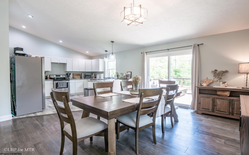 252 Venice Place, Davis, West Virginia 26260, 3 Bedrooms Bedrooms, 5 Rooms Rooms,2 BathroomsBathrooms,Single Family Detached,For Sale,Venice,10160702