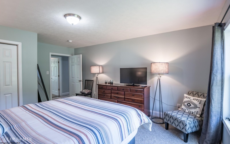 252 Venice Place, Davis, West Virginia 26260, 3 Bedrooms Bedrooms, 5 Rooms Rooms,2 BathroomsBathrooms,Single Family Detached,For Sale,Venice,10160702