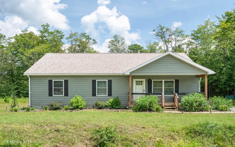 252 Venice Place, Davis, West Virginia 26260, 3 Bedrooms Bedrooms, 5 Rooms Rooms,2 BathroomsBathrooms,Single Family Detached,For Sale,Venice,10160702