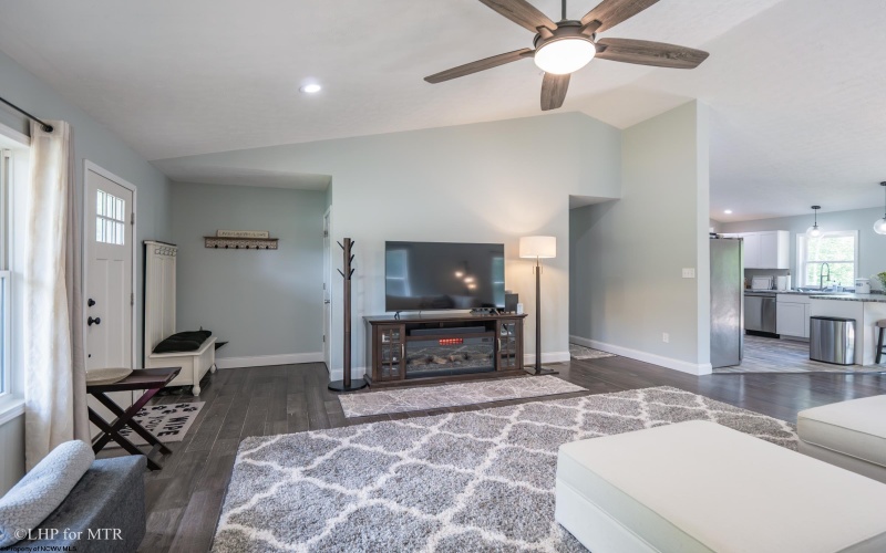 252 Venice Place, Davis, West Virginia 26260, 3 Bedrooms Bedrooms, 5 Rooms Rooms,2 BathroomsBathrooms,Single Family Detached,For Sale,Venice,10160702