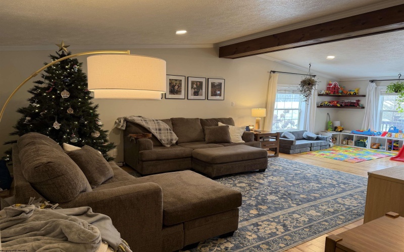 65 Pipestem Drive, Fairmont, West Virginia 26554, 3 Bedrooms Bedrooms, 8 Rooms Rooms,2 BathroomsBathrooms,Single Family Detached,For Sale,Pipestem,10162707 65 Pipestem Drive, Fairmont, West Virginia 26554, 3 Bedrooms Bedrooms, 8 Rooms Rooms,2 BathroomsBathrooms,Single Family Detached,For Sale,Pipestem,10162707