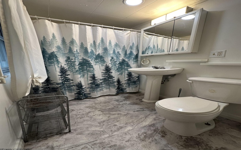 487 Old Route 33 Road, Weston, West Virginia 26452, 3 Bedrooms Bedrooms, 9 Rooms Rooms,2 BathroomsBathrooms,Single Family Detached,For Sale,Old Route 33,10162716 487 Old Route 33 Road, Weston, West Virginia 26452, 3 Bedrooms Bedrooms, 9 Rooms Rooms,2 BathroomsBathrooms,Single Family Detached,For Sale,Old Route 33,10162716