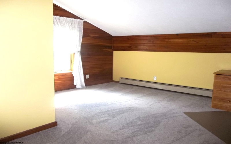 444 Gordon Road, Beverly, West Virginia 26253, 4 Bedrooms Bedrooms, 15 Rooms Rooms,3 BathroomsBathrooms,Single Family Detached,For Sale,Gordon,10159774