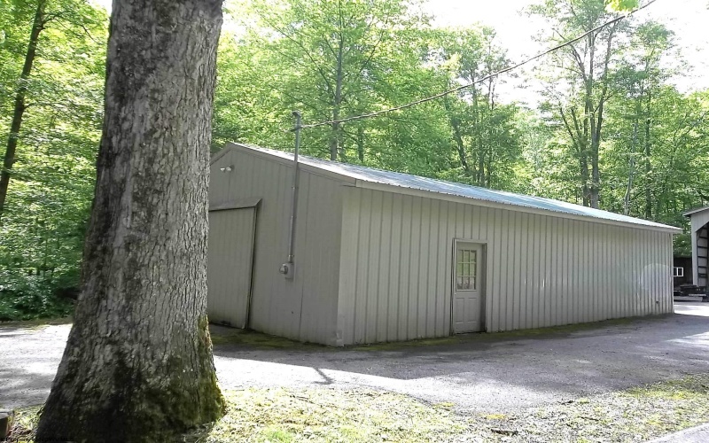 444 Gordon Road, Beverly, West Virginia 26253, 4 Bedrooms Bedrooms, 15 Rooms Rooms,3 BathroomsBathrooms,Single Family Detached,For Sale,Gordon,10159774