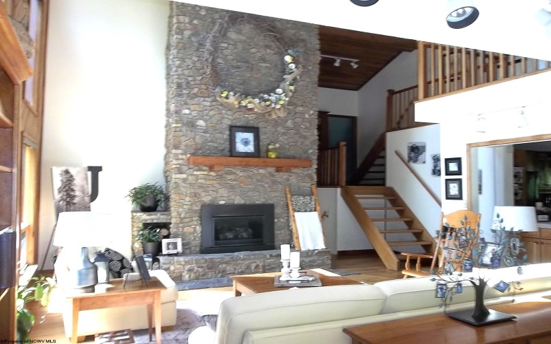 444 Gordon Road, Beverly, West Virginia 26253, 4 Bedrooms Bedrooms, 15 Rooms Rooms,3 BathroomsBathrooms,Single Family Detached,For Sale,Gordon,10159774