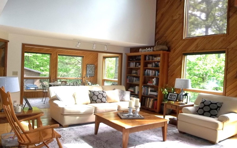 444 Gordon Road, Beverly, West Virginia 26253, 4 Bedrooms Bedrooms, 15 Rooms Rooms,3 BathroomsBathrooms,Single Family Detached,For Sale,Gordon,10159774