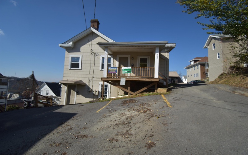 665 Price Street, Morgantown, West Virginia 26505, 2 Bedrooms Bedrooms, 4 Rooms Rooms,1 BathroomBathrooms,Residential Rentals,For Rent,Price,10162734 665 Price Street, Morgantown, West Virginia 26505, 2 Bedrooms Bedrooms, 4 Rooms Rooms,1 BathroomBathrooms,Residential Rentals,For Rent,Price,10162734