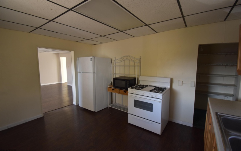 665 Price Street, Morgantown, West Virginia 26505, 2 Bedrooms Bedrooms, 4 Rooms Rooms,1 BathroomBathrooms,Residential Rentals,For Rent,Price,10162734 665 Price Street, Morgantown, West Virginia 26505, 2 Bedrooms Bedrooms, 4 Rooms Rooms,1 BathroomBathrooms,Residential Rentals,For Rent,Price,10162734