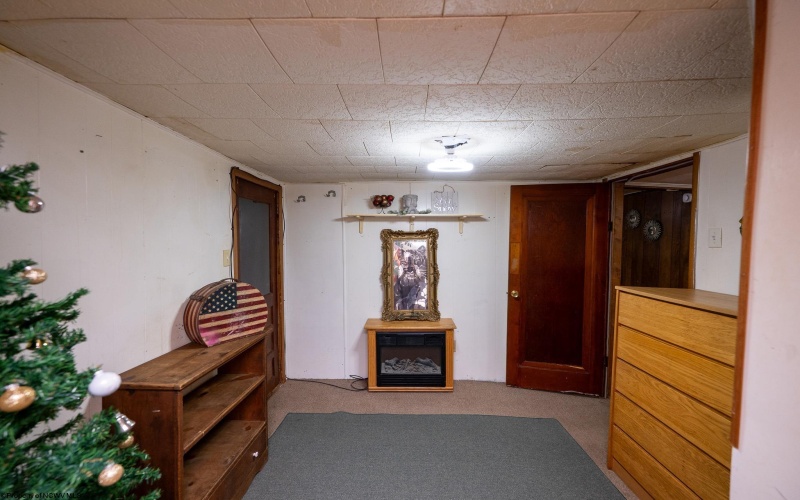 139 Ramp Hollow Road, Morgantown, West Virginia 26501, 2 Bedrooms Bedrooms, 6 Rooms Rooms,1 BathroomBathrooms,Single Family Detached,For Sale,Ramp Hollow,10162730 139 Ramp Hollow Road, Morgantown, West Virginia 26501, 2 Bedrooms Bedrooms, 6 Rooms Rooms,1 BathroomBathrooms,Single Family Detached,For Sale,Ramp Hollow,10162730