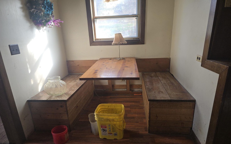 238 Ivy Road, Buckhannon, West Virginia 26201-3405, 3 Bedrooms Bedrooms, 6 Rooms Rooms,1 BathroomBathrooms,Single Family Detached,For Sale,Ivy,10162728