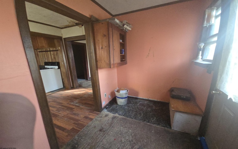 238 Ivy Road, Buckhannon, West Virginia 26201-3405, 3 Bedrooms Bedrooms, 6 Rooms Rooms,1 BathroomBathrooms,Single Family Detached,For Sale,Ivy,10162728