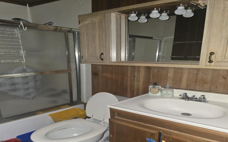 238 Ivy Road, Buckhannon, West Virginia 26201-3405, 3 Bedrooms Bedrooms, 6 Rooms Rooms,1 BathroomBathrooms,Single Family Detached,For Sale,Ivy,10162728