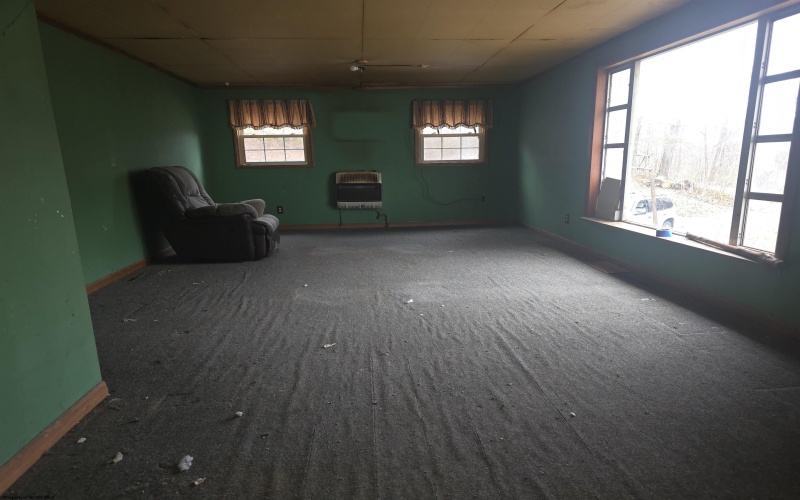 238 Ivy Road, Buckhannon, West Virginia 26201-3405, 3 Bedrooms Bedrooms, 6 Rooms Rooms,1 BathroomBathrooms,Single Family Detached,For Sale,Ivy,10162728