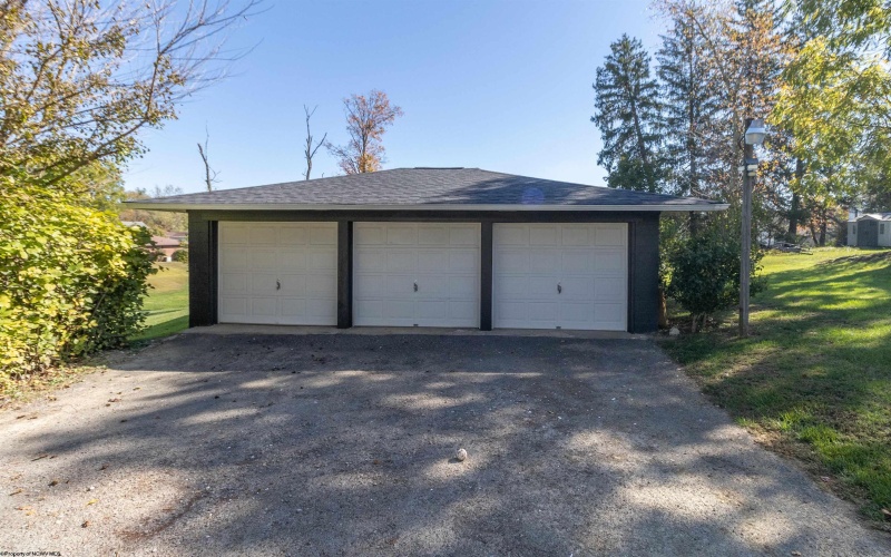 422 Worthington Drive, Bridgeport, West Virginia 26330, 3 Bedrooms Bedrooms, 6 Rooms Rooms,2 BathroomsBathrooms,Single Family Detached,For Sale,Worthington,10162727 422 Worthington Drive, Bridgeport, West Virginia 26330, 3 Bedrooms Bedrooms, 6 Rooms Rooms,2 BathroomsBathrooms,Single Family Detached,For Sale,Worthington,10162727