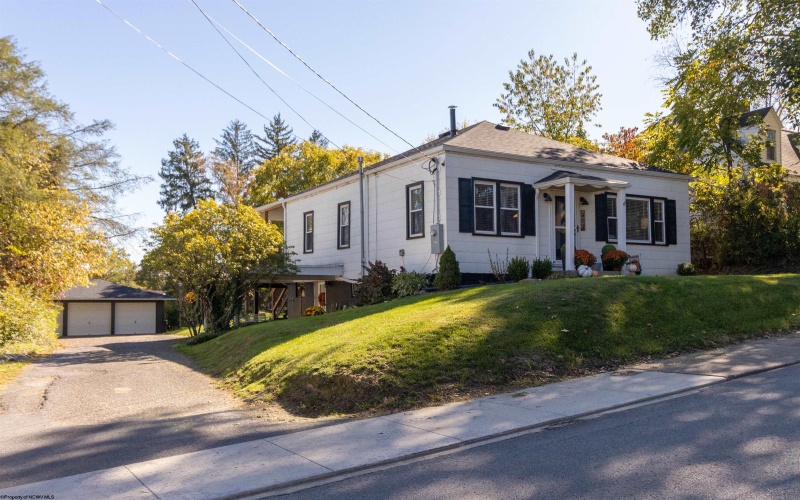 422 Worthington Drive, Bridgeport, West Virginia 26330, 3 Bedrooms Bedrooms, 6 Rooms Rooms,2 BathroomsBathrooms,Single Family Detached,For Sale,Worthington,10162727 422 Worthington Drive, Bridgeport, West Virginia 26330, 3 Bedrooms Bedrooms, 6 Rooms Rooms,2 BathroomsBathrooms,Single Family Detached,For Sale,Worthington,10162727