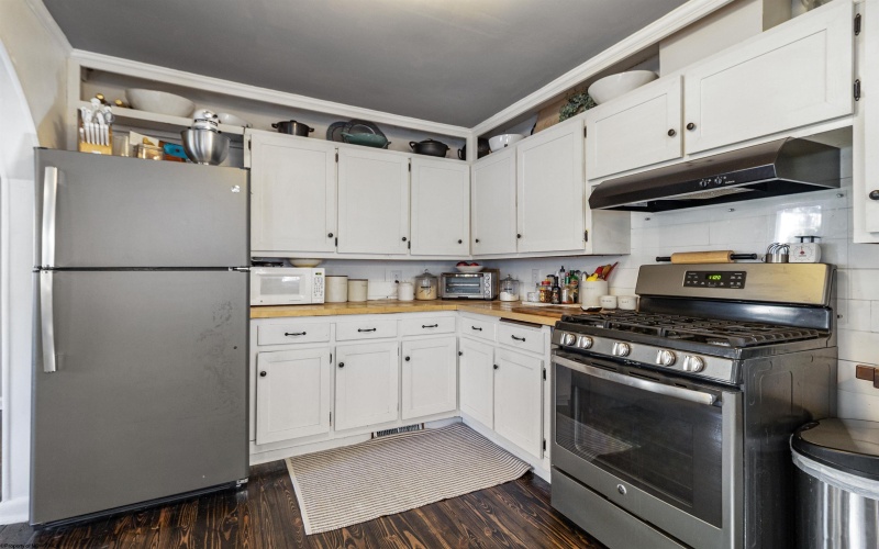 422 Worthington Drive, Bridgeport, West Virginia 26330, 3 Bedrooms Bedrooms, 6 Rooms Rooms,2 BathroomsBathrooms,Single Family Detached,For Sale,Worthington,10162727 422 Worthington Drive, Bridgeport, West Virginia 26330, 3 Bedrooms Bedrooms, 6 Rooms Rooms,2 BathroomsBathrooms,Single Family Detached,For Sale,Worthington,10162727