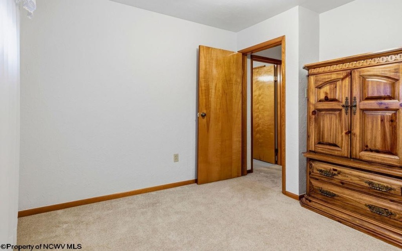 1804 Pleasant Valley Road, Fairmont, West Virginia 26554, 4 Bedrooms Bedrooms, 7 Rooms Rooms,1 BathroomBathrooms,Single Family Detached,For Sale,Pleasant Valley,10162749