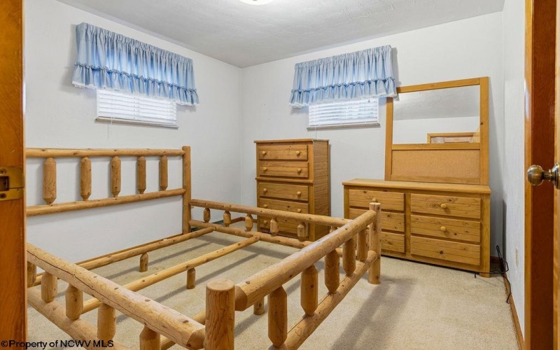 1804 Pleasant Valley Road, Fairmont, West Virginia 26554, 4 Bedrooms Bedrooms, 7 Rooms Rooms,1 BathroomBathrooms,Single Family Detached,For Sale,Pleasant Valley,10162749