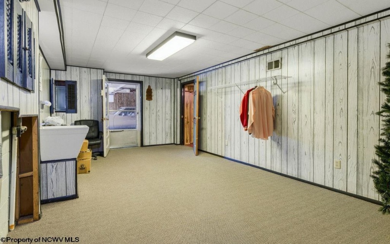 1804 Pleasant Valley Road, Fairmont, West Virginia 26554, 4 Bedrooms Bedrooms, 7 Rooms Rooms,1 BathroomBathrooms,Single Family Detached,For Sale,Pleasant Valley,10162749