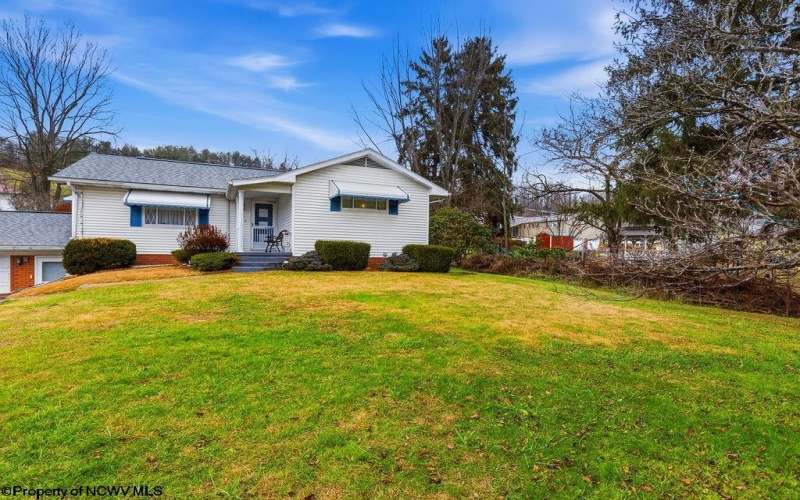 1804 Pleasant Valley Road, Fairmont, West Virginia 26554, 4 Bedrooms Bedrooms, 7 Rooms Rooms,1 BathroomBathrooms,Single Family Detached,For Sale,Pleasant Valley,10162749