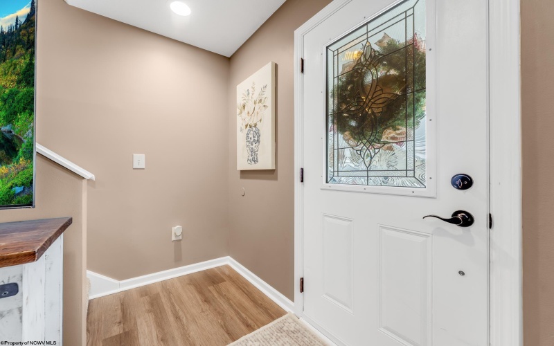 2 Antietam Drive, Morgantown, West Virginia 26508, 3 Bedrooms Bedrooms, 5 Rooms Rooms,2 BathroomsBathrooms,Single Family Detached,For Sale,Antietam,10162743