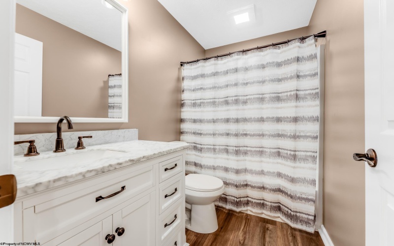 2 Antietam Drive, Morgantown, West Virginia 26508, 3 Bedrooms Bedrooms, 5 Rooms Rooms,2 BathroomsBathrooms,Single Family Detached,For Sale,Antietam,10162743